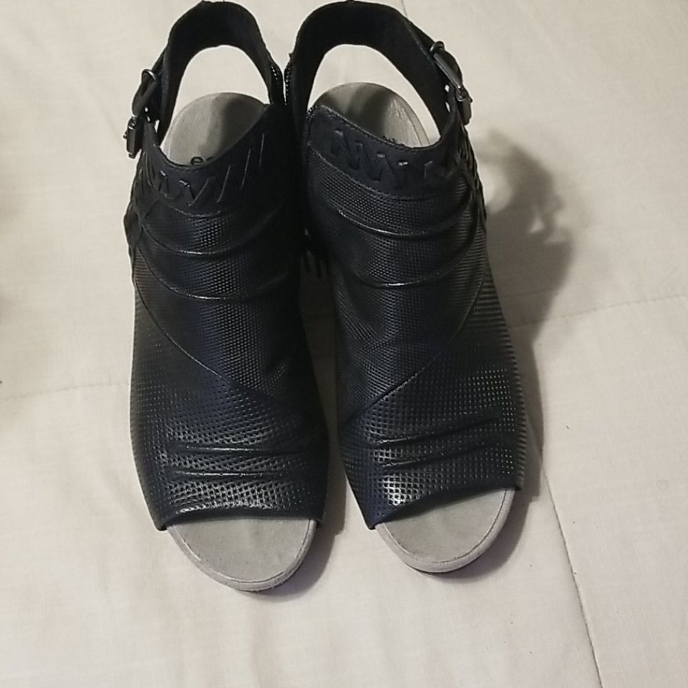 Earth black wedges worn 1 time.